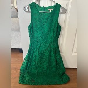 Eva Mendes dress. Size 2, emerald green color. (Small snag on the front)